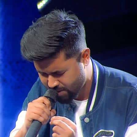 Singer Subhadeep Das Chowdhury performing live at Sanhoti Durga Puja 2026, Costa Mesa, Orange County, California